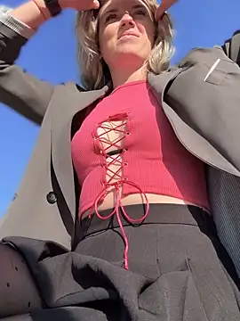 Snapshot of Crazy-Rosa chatting on 09/14/25, 03:27 Crazy-Rosa online show from 09/14/25, 03:27