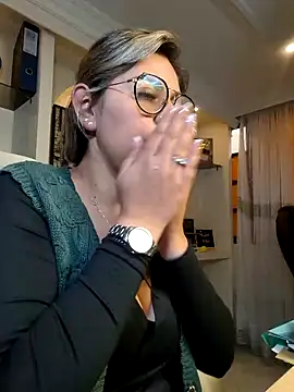 Cata Office-12 online show from 12/21/24, 03:09