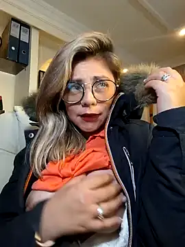 Cata Office-12 online show from 12/26/24, 05:51