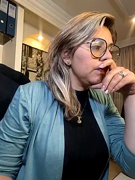 Cata Office-12 online show from 12/27/24, 07:35