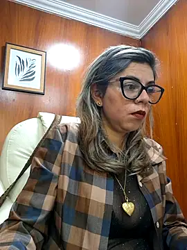 Cata Office-12 online show from 09/15/25, 03:56