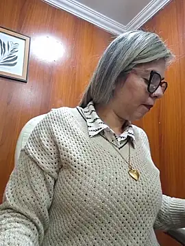 Cata Office-12 online show from 09/25/25, 03:38