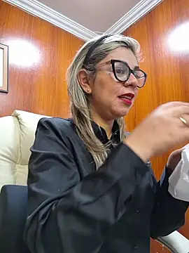 Cata Office-12 online show from 10/14/25, 01:56