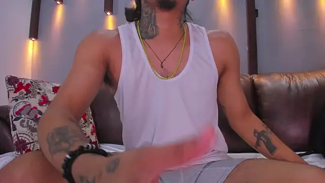  cannabitch online show from 12/19/24, 01:18