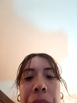 valery mora online show from 01/30/25, 03:44