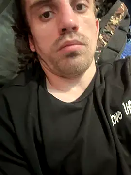 baby23boy online show from 11/03/25, 08:32