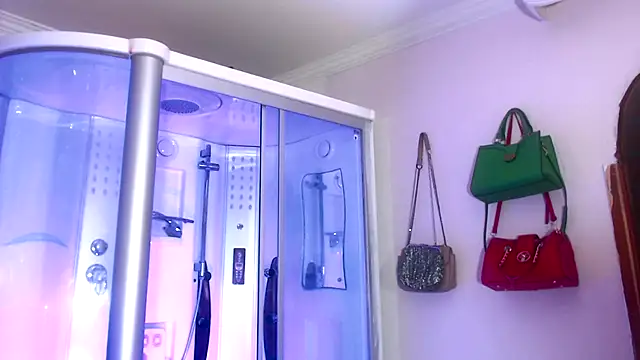 sexy-luna-star-ts online show from 11/06/25, 10:43