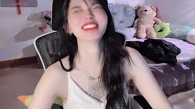    Nari    online show from 02/23/25, 02:14