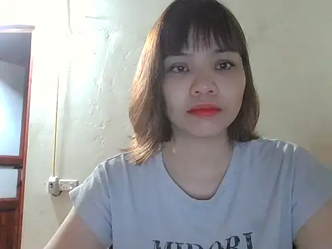 Angela-Eira online show from 10/10/25, 08:52
