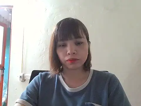 Angela-Eira online show from 10/17/25, 09:12