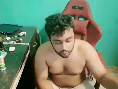 Snapshot of telugu_boy_ chatting on 10/21/25, 03:07 telugu boy online show from 10/21/25, 03:07