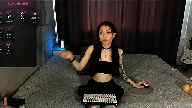 RoxieCrash online show from 10/13/25, 11:43