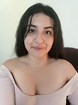Snapshot of moritalatina chatting on 12/25/24, 04:22 moritalatina online show from 12/25/24, 04:22