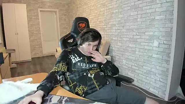 iliaskrislove online show from 03/11/25, 02:43