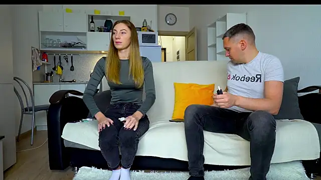 littlesweettifany online show from 10/13/25, 11:10