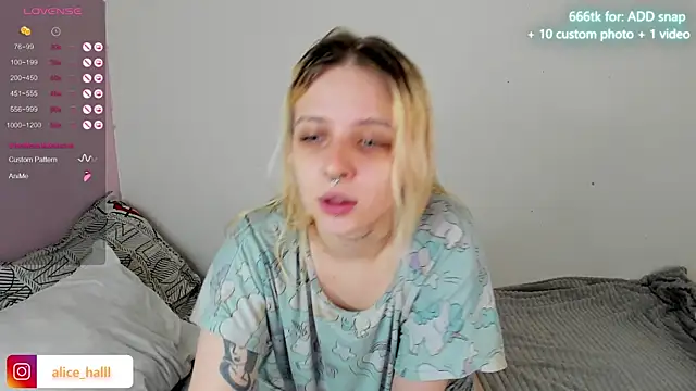 Alice Halle online show from 01/22/25, 07:57