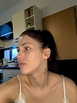 Linalicious online show from 12/03/24, 08:16