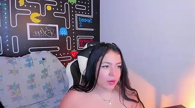 Snapshot of Barbara_honey chatting on 01/21/25, 03:43 Barbara honey online show from 01/21/25, 03:43