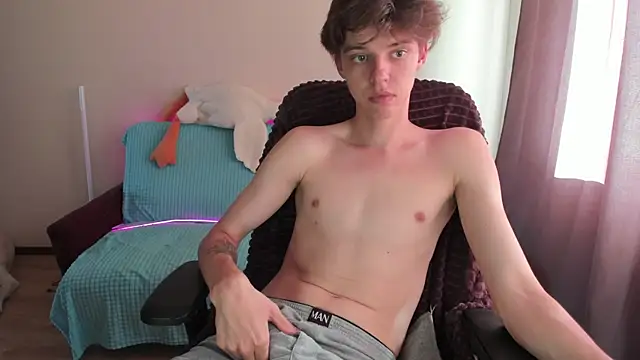 Liam sexy1 online show from 09/09/25, 12:48