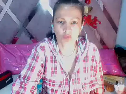 Snapshot of Mulan_sexy01 chatting on 02/25/25, 11:33 Mulan sexy01 online show from 02/25/25, 11:33