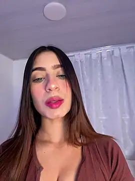 Snapshot of samantha_evans2 chatting on 02/26/25, 04:14 samantha evans2 online show from 02/26/25, 04:14