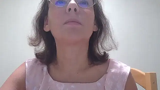 HollyJewel online show from 10/10/25, 03:33