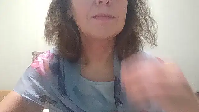 HollyJewel online show from 11/11/25, 06:52