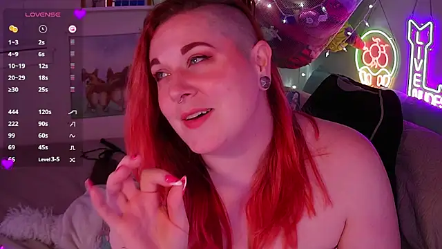 opalreigning online show from 10/10/25, 08:13