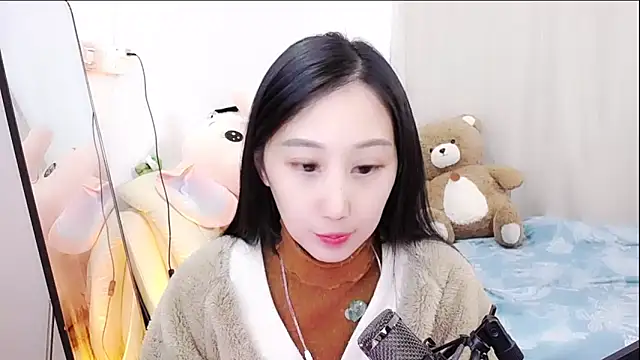 Snapshot of Alcohol_1 chatting on 11/20/25, 02:17 Alcohol 1 online show from 11/20/25, 02:17