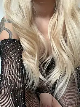 AmaliaMarkova  online show from 02/23/25, 07:44