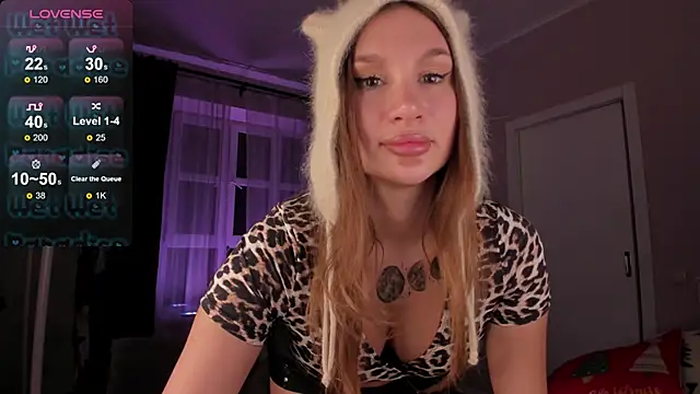 Snapshot of soffi_lav chatting on 12/24/24, 10:28 soffi lav online show from 12/24/24, 10:28