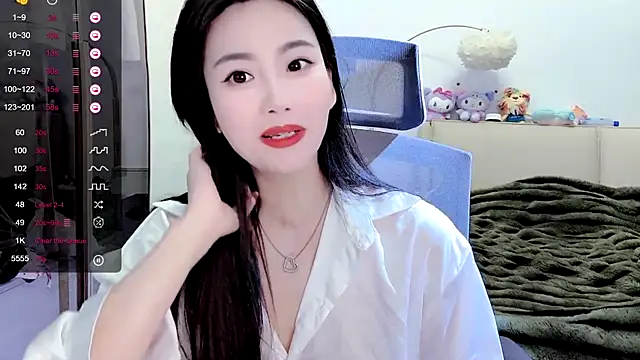 Snapshot of FeiFei-babe chatting on 02/14/25, 02:54 FeiFei-babe online show from 02/14/25, 02:54