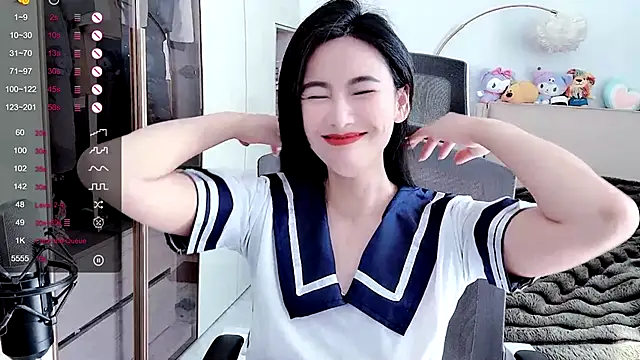 Snapshot of FeiFei-babe chatting on 02/25/25, 05:08 FeiFei-babe online show from 02/25/25, 05:08