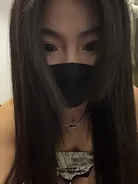 Snapshot of FeiFei-babe chatting on 03/06/25, 01:35 FeiFei-babe online show from 03/06/25, 01:35