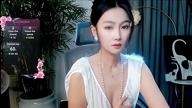 FeiFei-babe online show from 10/11/25, 12:47