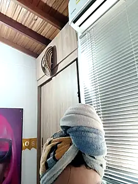 marta201 alfaro online show from 10/12/25, 03:00