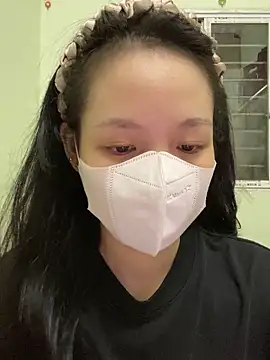 minmin2kk5 online show from 10/13/25, 01:11