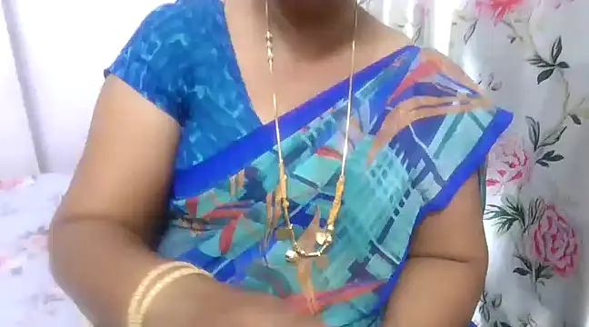 Snapshot of Janavi-janu chatting on 03/15/25, 05:26 Janavi-janu online show from 03/15/25, 05:26