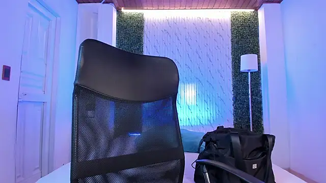 violet scott online show from 09/17/25, 10:39