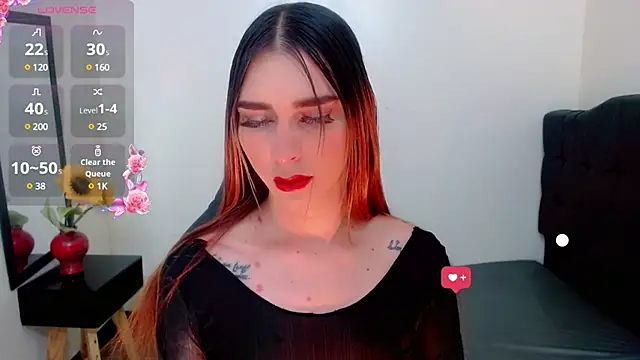 Snapshot of la_ratona_1 chatting on 01/25/25, 07:49 la ratona 1 online show from 01/25/25, 07:49