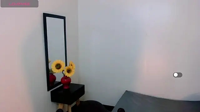 Snapshot of la_ratona_1 chatting on 02/09/25, 01:00 la ratona 1 online show from 02/09/25, 01:00