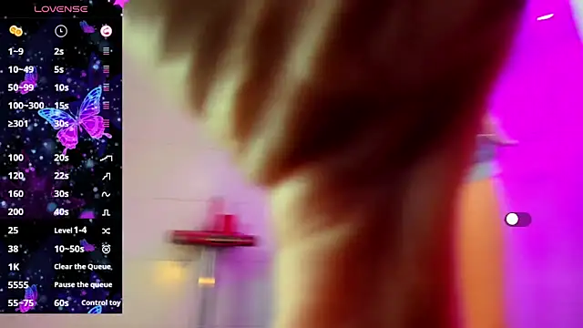 Snapshot of la_ratona_1 chatting on 02/21/25, 07:43 la ratona 1 online show from 02/21/25, 07:43