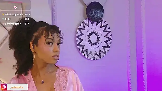 Snapshot of Nahomi_King chatting on 02/06/25, 03:52 Nahomi King online show from 02/06/25, 03:52