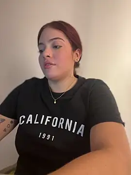 Chloee Evans1 online show from 02/04/25, 01:13