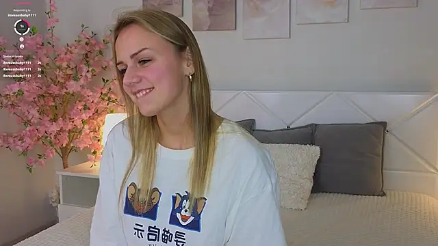 Snapshot of Wendy_D0ll chatting on 02/10/25, 09:47 Wendy D0ll online show from 02/10/25, 09:47