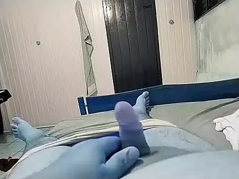 Snapshot of NumeralChevre chatting on 02/11/25, 11:33 NumeralChevre online show from 02/11/25, 11:33