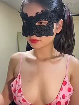 Snapshot of Salibae_Nha chatting on 02/19/25, 10:56 Salibae Nha online show from 02/19/25, 10:56