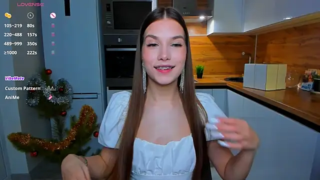  Eva Lee online show from 12/20/24, 06:02