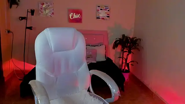 Snapshot of keyla_roberts777 chatting on 02/15/25, 10:22 keyla roberts777 online show from 02/15/25, 10:22