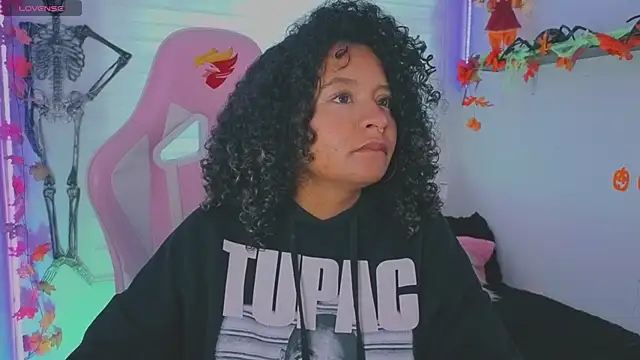 keyla roberts777 online show from 10/12/25, 05:56